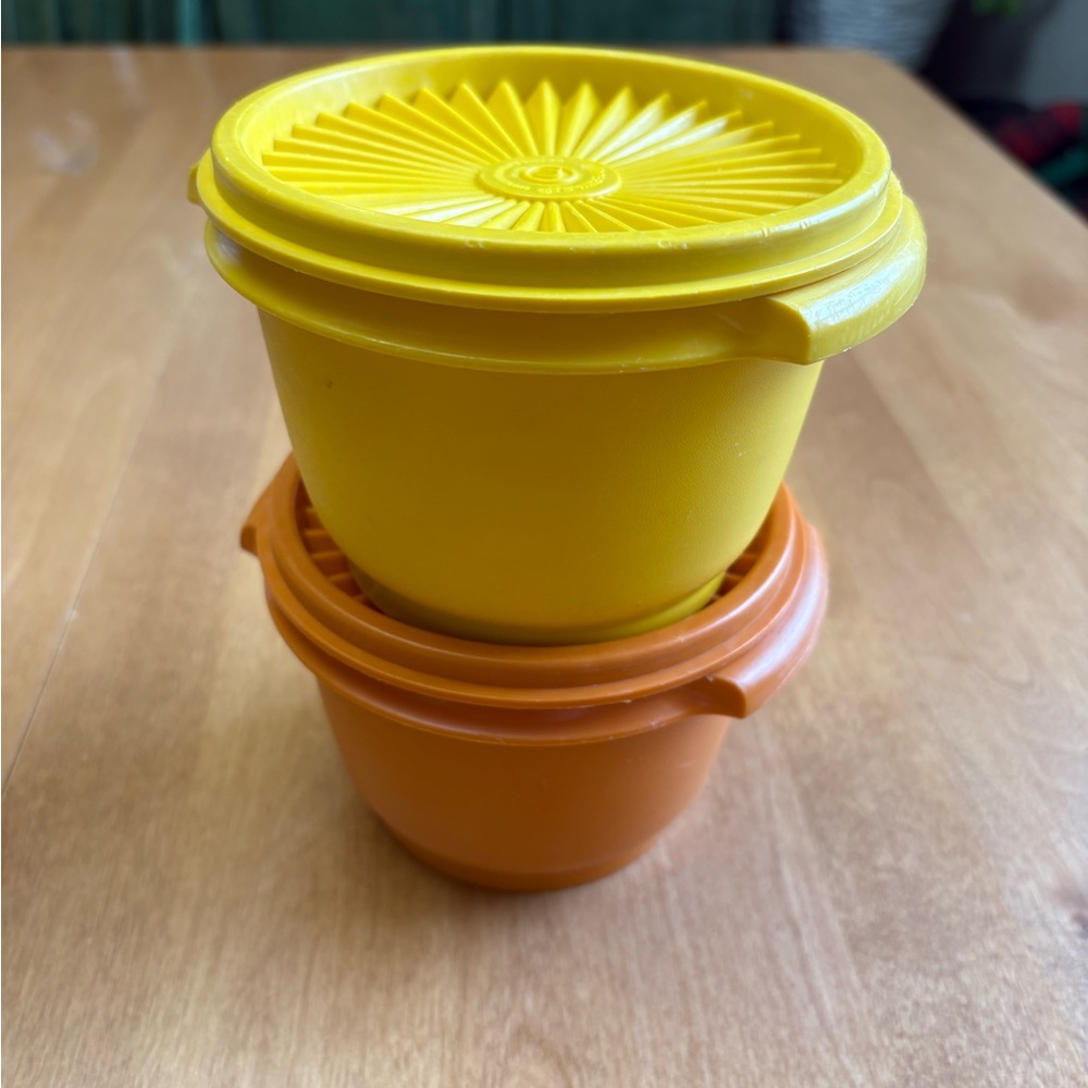 Lot of Vintage Tupperware Multi-Color Kitchen Storage - Picture 5 of 9